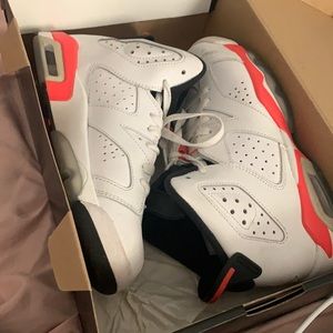 Retro 6 Jordan’s Size 4y